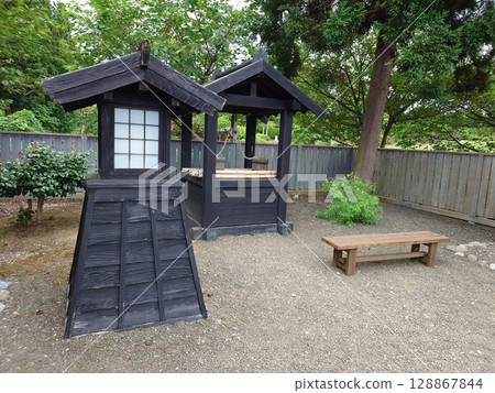 Matsumae Domain Residence: Edo Period Well Matsumae Domain Residence: Edo Period Well 128867844