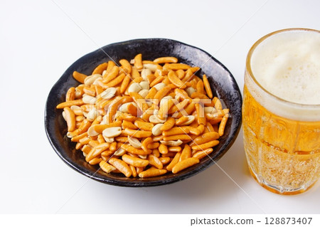 Persimmon seeds and beer Persimmon seeds and beer 128873407