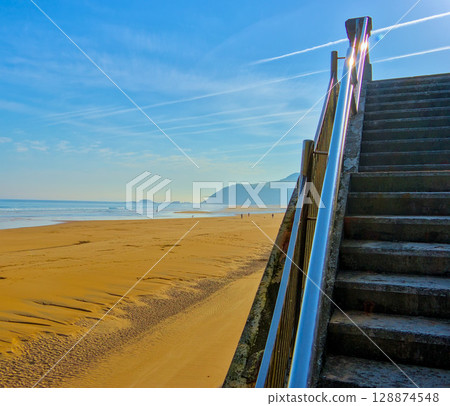 The beach at Zarautz, Spain 128874548