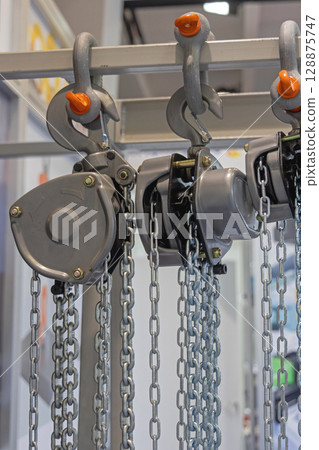 Manual Chain Hoist 128875747