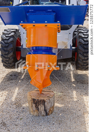 Stump Grinding Crusher Stump Grinding Crusher 128875772