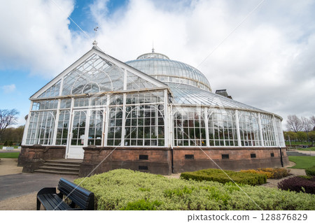 The People's Palace and Winter Garden in Glasgow, United Kingdom 128876829