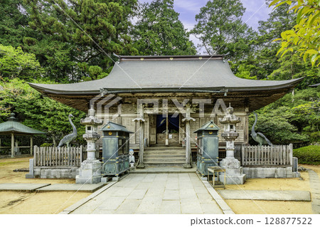 四國88所寺廟中第20名:覺林寺本堂,德島縣勝浦町 四國88所寺廟中第20名:覺林寺本堂,德島縣勝浦町 128877522