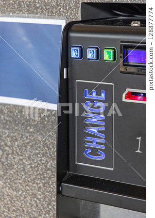 Money Changer Machine 128877774