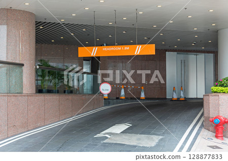 Headroom Parking Sign Headroom Parking Sign 128877833