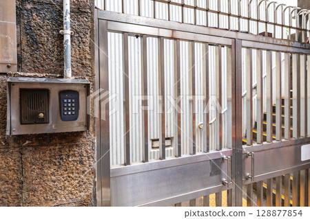 Gate Pin Code 128877854