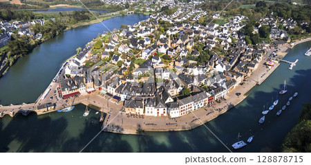 France travel, Brittany most scenic places. Picturesque old port Saint-Goustan and Auray traditional village. 128878715