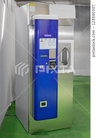 Automated Milk Dispenser Automated Milk Dispenser 128880307