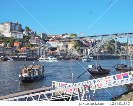 Portugal, Porto, Douro River, Dom Luis I Bridge, May 128881287