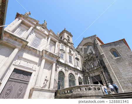 葡萄牙，波爾圖，聖弗朗西斯科教堂紀念碑，五月 128881341