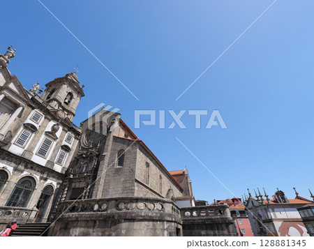 葡萄牙，波爾圖，聖弗朗西斯科教堂紀念碑，五月 128881345