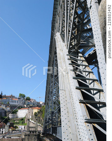 Portugal, Porto, Douro River, Dom Luis I Bridge, May 128881492