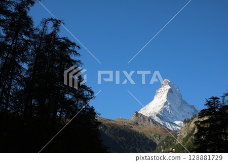 Spectacular view of the majestic Matterhorn mountain in Zermatt, Switzerland | Symbol of the Alps 128881729