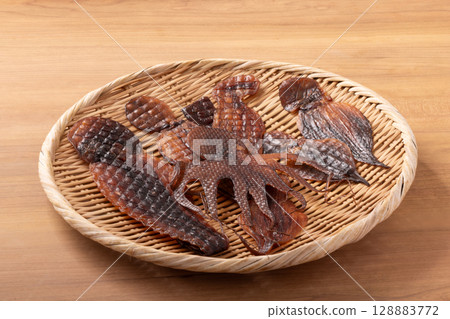 Dried octopus 128883772