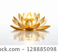 閃耀的金蓮花：神聖的光芒與寂靜漂浮在水面上 128885098