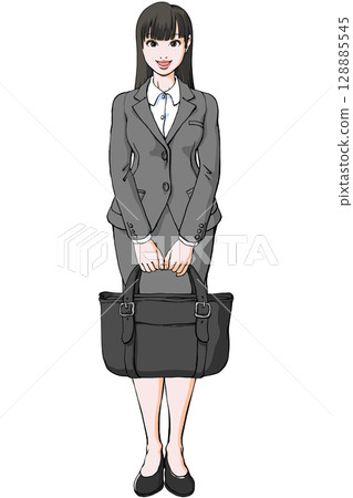身穿西裝的年輕女子，手裡拿著一個袋子，站在她面前，直立，正面，全身，微笑 128885545