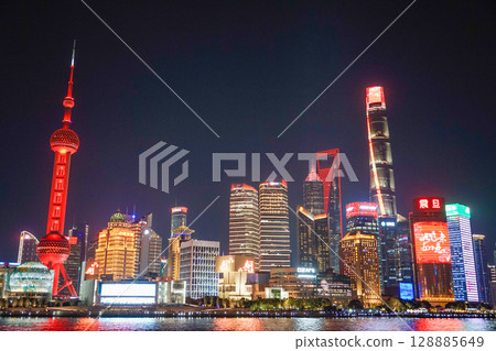 Shanghai Chinese New Year lights up 128885649