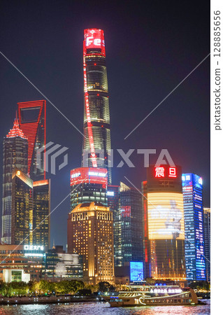 Shanghai Chinese New Year lights up 128885656