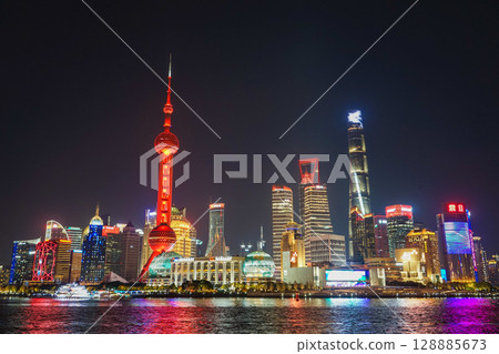 Shanghai Chinese New Year lights up 128885673
