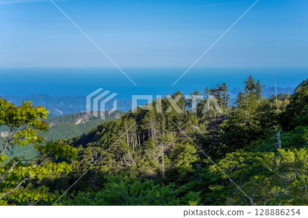 View of the Kumano Sea in spring from the Odaigaharayama Observation Deck View of the Kumano Sea in spring from the Odaigaharayama Observation Deck 128886254