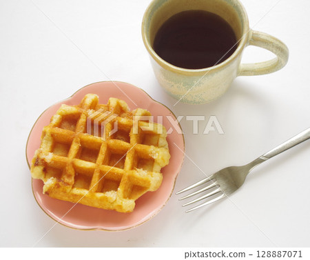 比利時華夫餅、華夫餅、下午茶時間、原味華夫餅、西式甜點 128887071