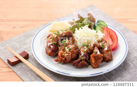 Steaming fried chicken set meal Chinese lunch with rice and soup 128887311