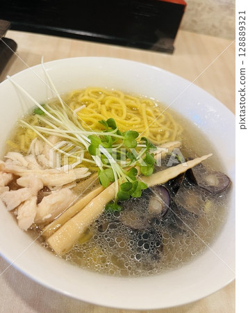 美味的豬骨拉麵 128889321