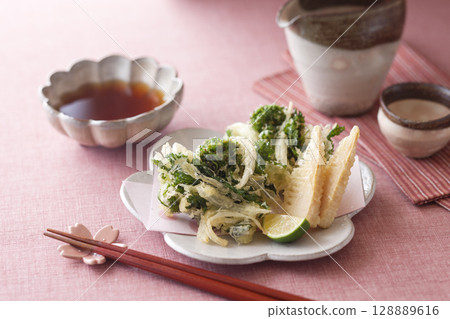 炸油菜花與新洋蔥 / 竹筍天婦羅 128889616