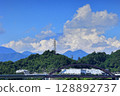 隱約可見的富士山與新型直線列車 128892737