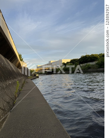 湘南河 湘南河 128892917