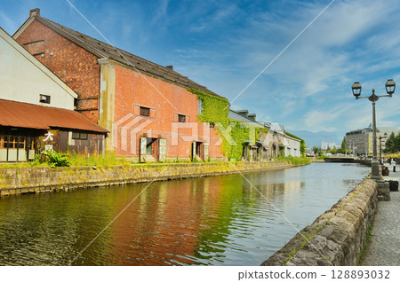 Otaru Canal Hokkaido scenery 128893032