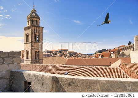 Spectacular views of the old town of Dubrovnik, a world heritage site and fortress Spectacular views of the old town of Dubrovnik, a world heritage site and fortress 128893061