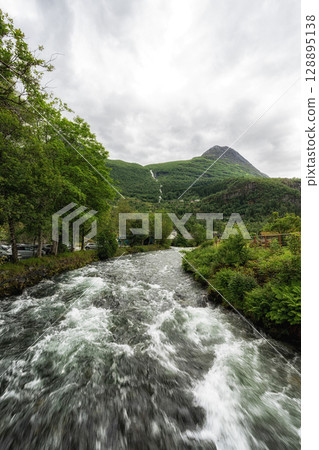 Fossevandring Waterfall Walk Fossevandring Waterfall Walk 128895138