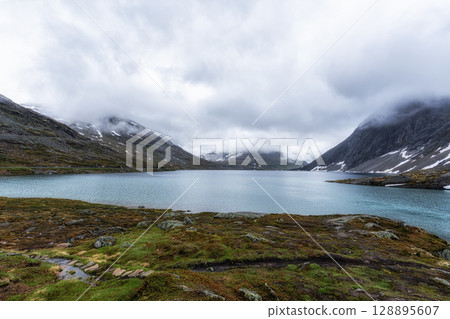 djupvatnet lake viewpoint djupvatnet lake viewpoint 128895607