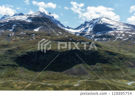 Ovre Oscarshaug Sognefjellet Ovre Oscarshaug Sognefjellet 128895754
