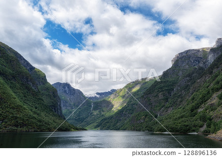 Naeroyfjord taken from Ferry 128896136