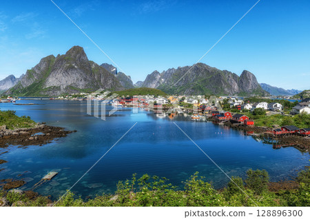 Reine Fishing Village in Lofoten 128896300