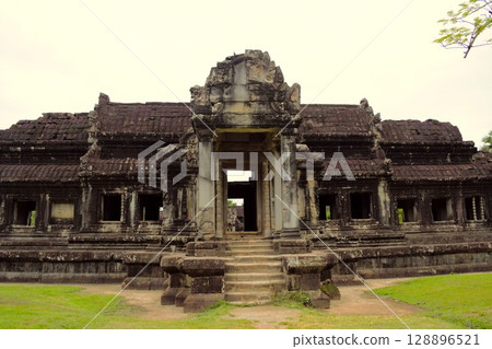 Angkor Wat Library, Siem Reap 128896521