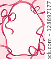 散落絲帶的框架 - 紅色和粉紅色 128897177
