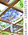 Goldfish's wind chimes 128897279