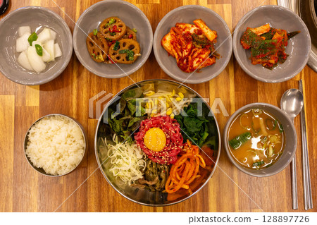 Korean traditional food. Beef Tartare Bibimbap 128897726