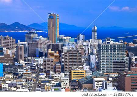 [Kagawa Prefecture] Scenery of Takamatsu city area 128897762