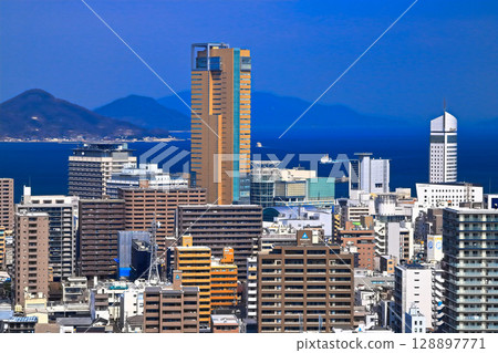 [Kagawa Prefecture] Scenery of Takamatsu city area 128897771