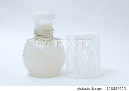 Deodorizer, household goods, deodorizing, odor, daily necessities, daily life, daily necessities, clean, transparent, toilet, air freshener 128898613