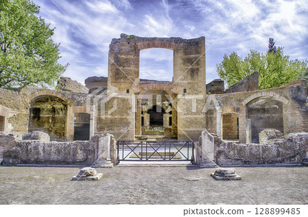 Ruins of Villa Adriana (Hadrian's Villa), Tivoli, Italy 128899485