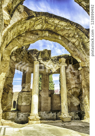 Ruins of Villa Adriana (Hadrian's Villa), Tivoli, Italy 128899492