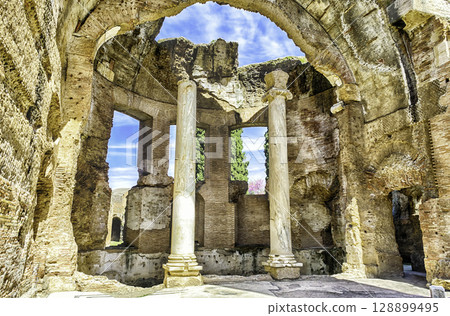 Ruins of Villa Adriana (Hadrian's Villa), Tivoli, Italy 128899495