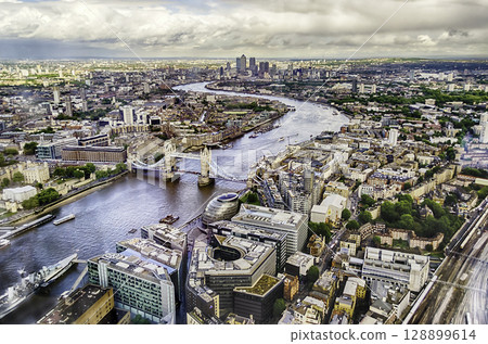 Aerial view of London, UK 128899614