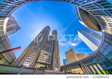 日本東京城市景觀：東京都政府大樓等地景…邁向新時代 128900242