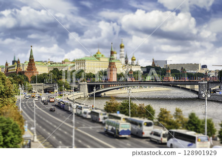 Aerial view over Moskva River and the Kremlin, Moscow, Russia 128901929